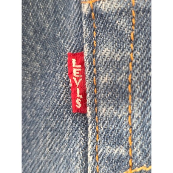 Levis 501 Original Button Fly Jeans Womens Sz 24x28 Medium Wash Cotton Denim - Picture 2 of 9